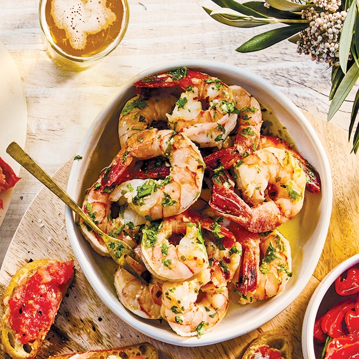 Креветки с чесноком и хересом
