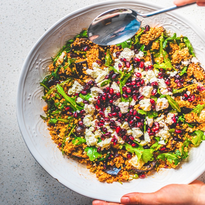 Салат с баклажанами и кускусом