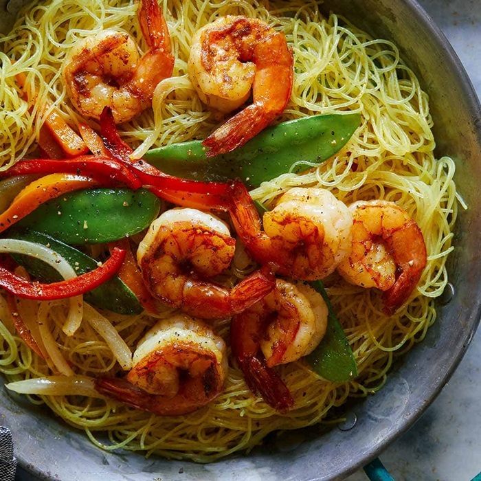 Сингапурская лапша с креветками