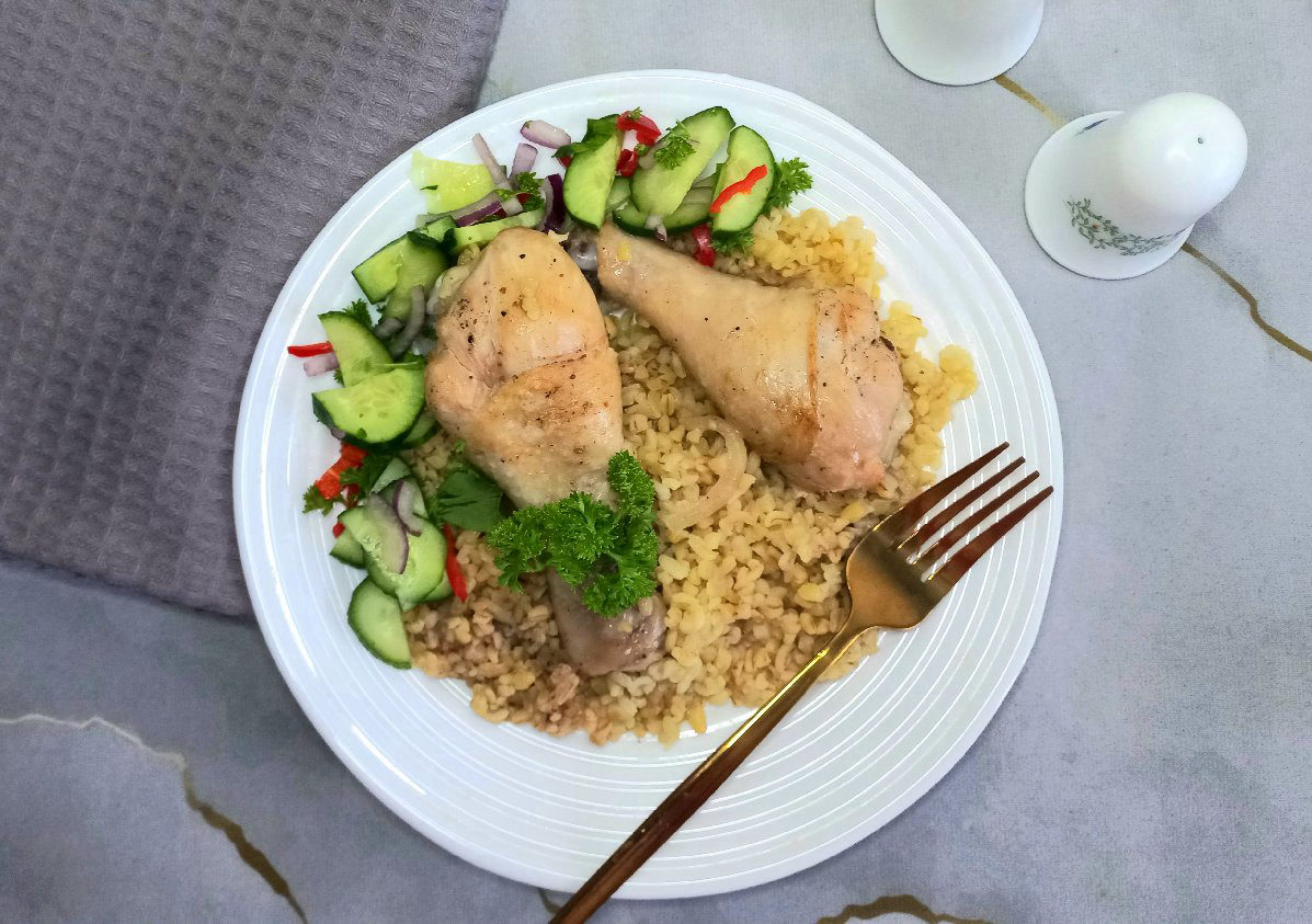 Булгур с куриными ножками